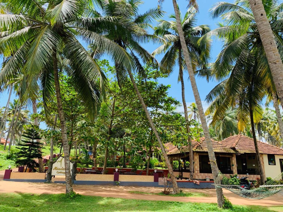 Maadathil Cottages Varkala Exteriör bild
