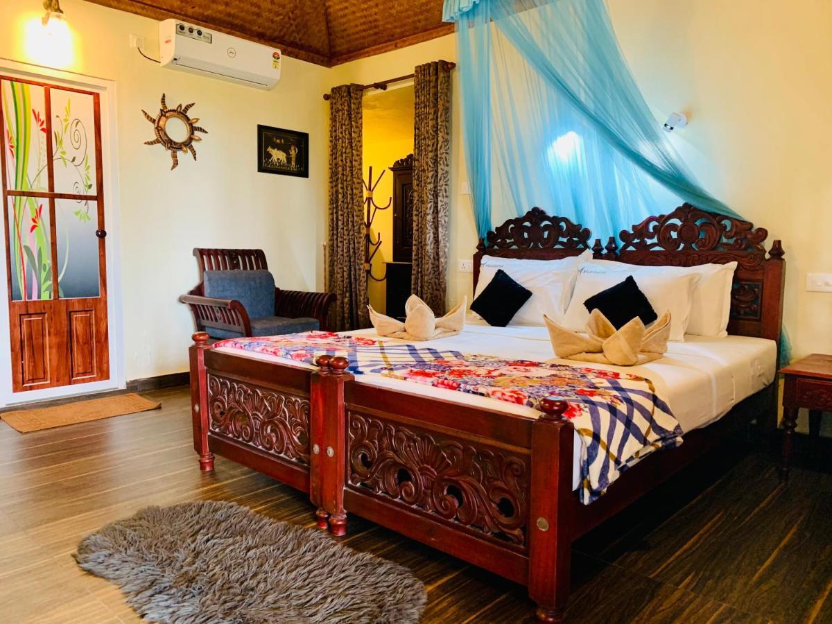 Maadathil Cottages Varkala Exteriör bild
