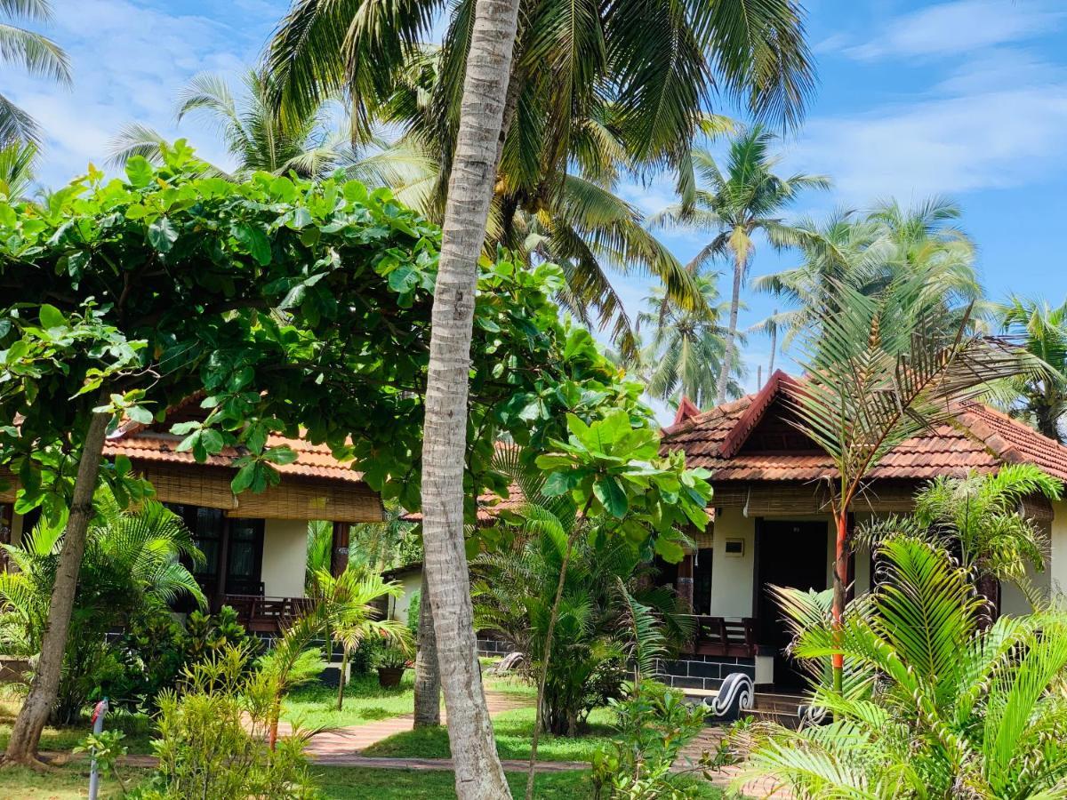 Maadathil Cottages Varkala Exteriör bild