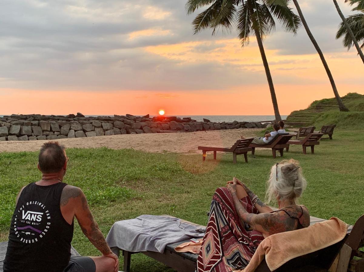 Maadathil Cottages Varkala Exteriör bild