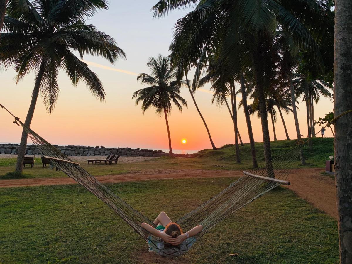 Maadathil Cottages Varkala Exteriör bild